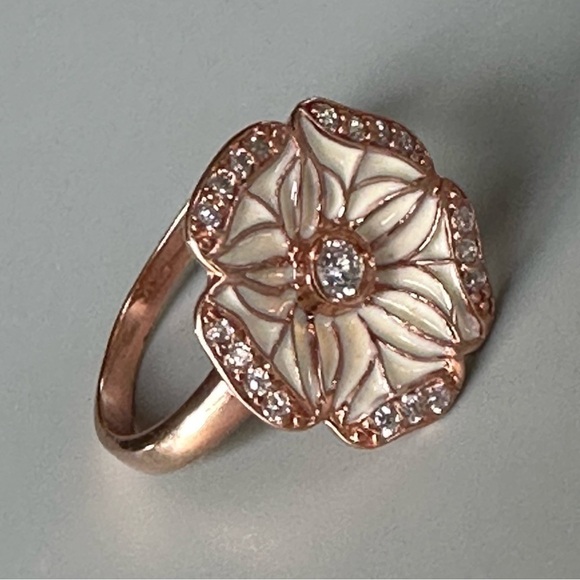 Rose Gold Art Deco Enamel Flower Statement Ring - Size 9.5 - Picture 11 of 11